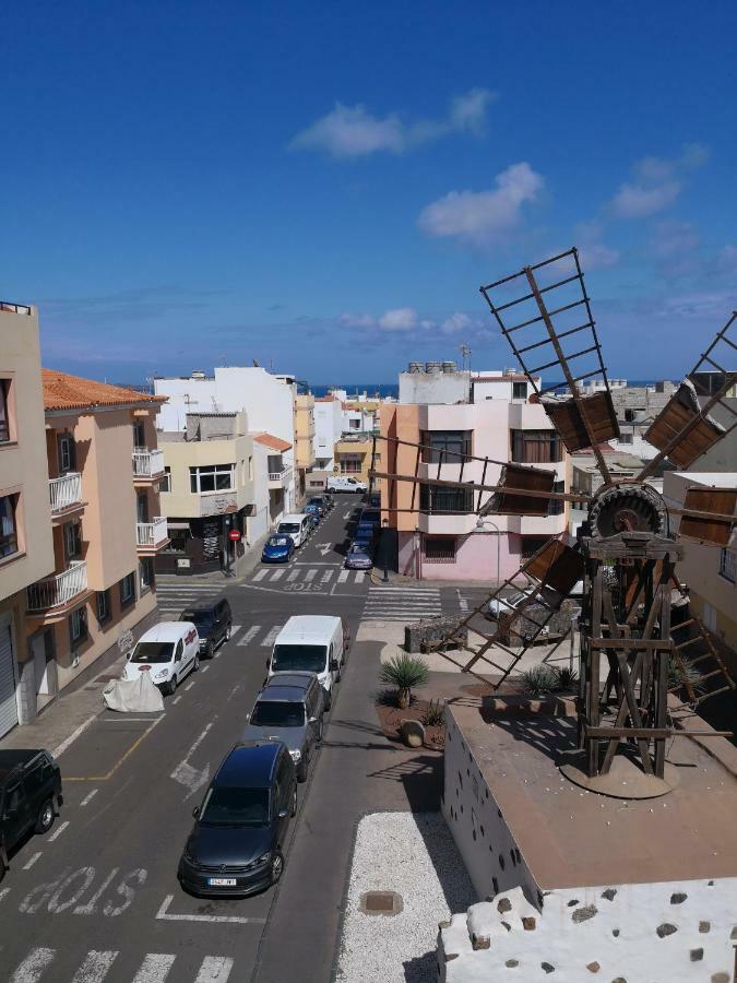 Calle Eusebio Carballo Estevez Corralejo Bagian luar foto