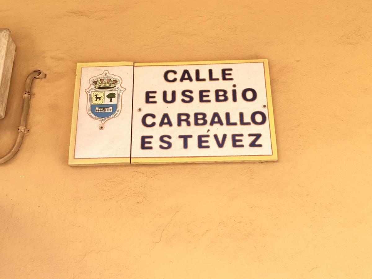 Calle Eusebio Carballo Estevez Corralejo Bagian luar foto